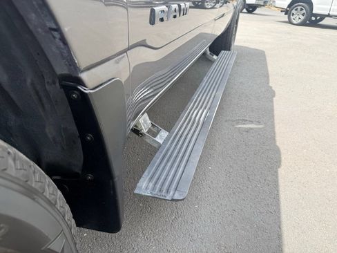 Used 2019 RAM 1500 Sport w/ Leather & Sound Group AWD/4WD image 13