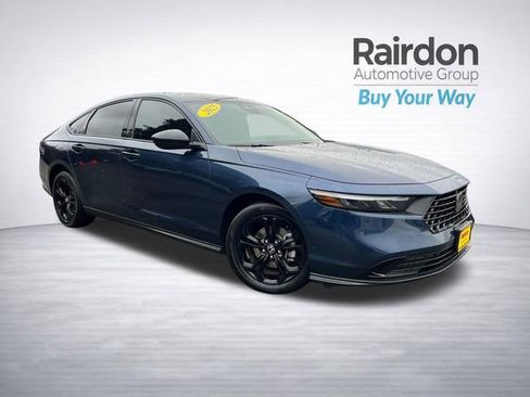 Used 2025 Honda Accord SE image 1