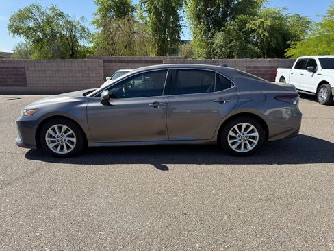 Used 2023 Toyota Camry LE image 8