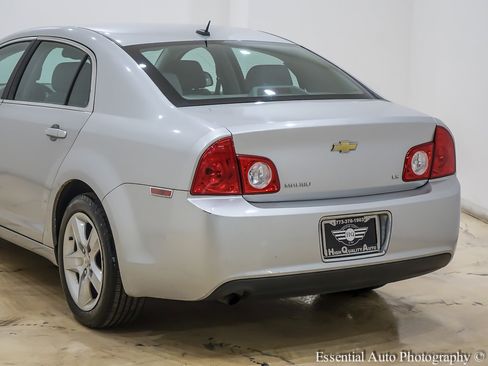 Used 2009 Chevrolet Malibu LS image 9