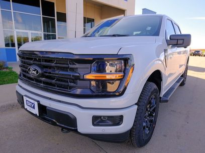 New 2025 Ford F150 XLT w/ Equipment Group 302A MID