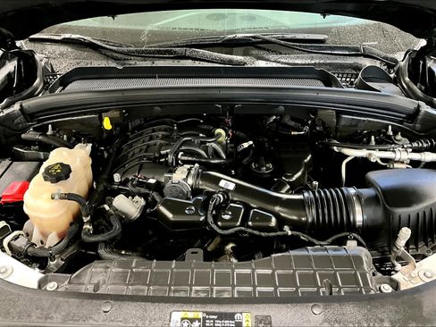 Used 2021 Jeep Grand Cherokee L Limited w/ Luxury Tech Group II image 31