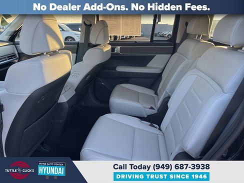 Used 2025 Hyundai Santa Fe Calligraphy AWD/4WD image 18