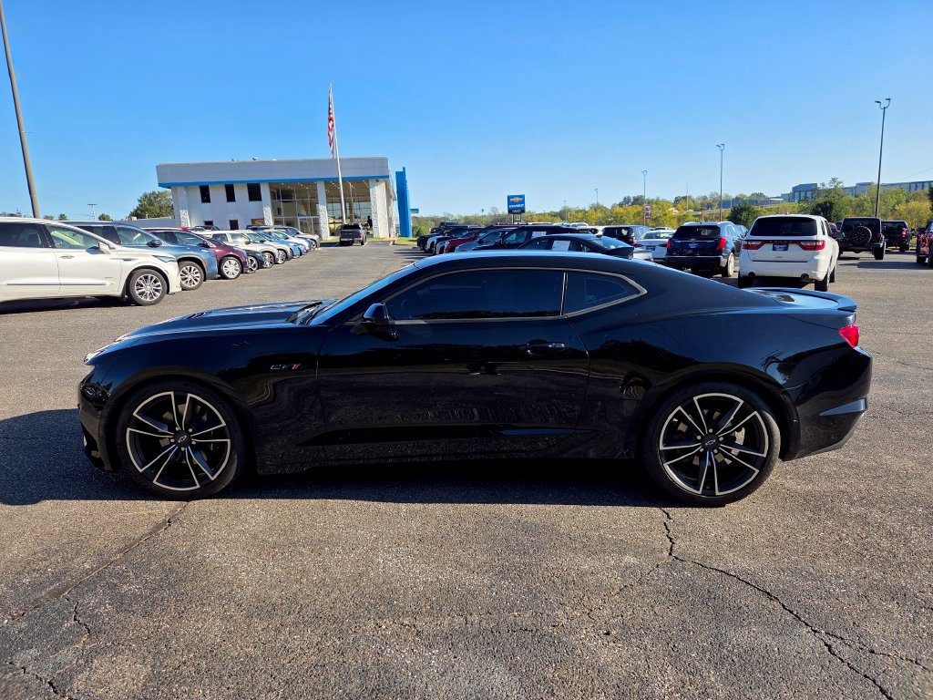 Used 2021 Chevrolet Camaro LT RWD image 6