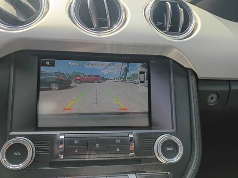 Used 2015 Ford Mustang GT Premium RWD image 21