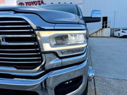 Used 2024 RAM 3500 Laramie image 13