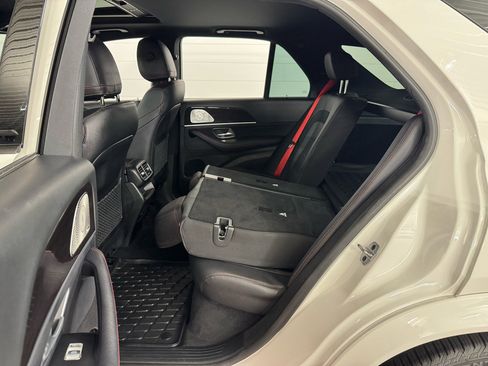 Used 2023 Mercedes-Benz GLE 53 AMG 4MATIC image 30