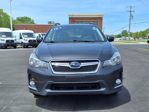 Used 2016 Subaru Crosstrek 2.0i Limited AWD/4WD image 2