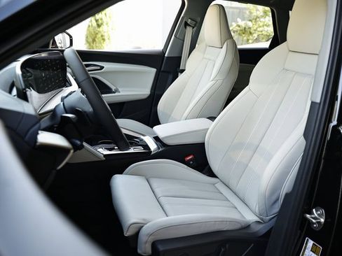 New 2025 Audi Q5 Prestige image 20