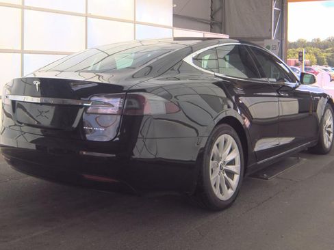 Used 2020 Tesla Model S Long Range Plus AWD/4WD image 5