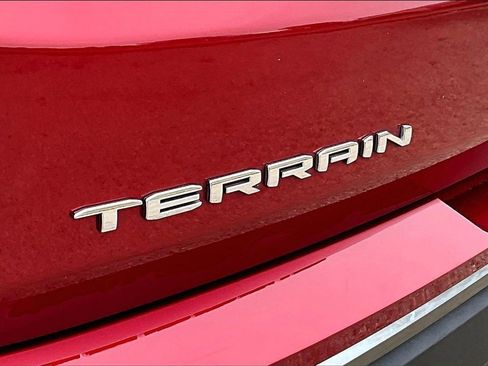 Used 2024 GMC Terrain AT4 w/ Infotainment Package II image 33