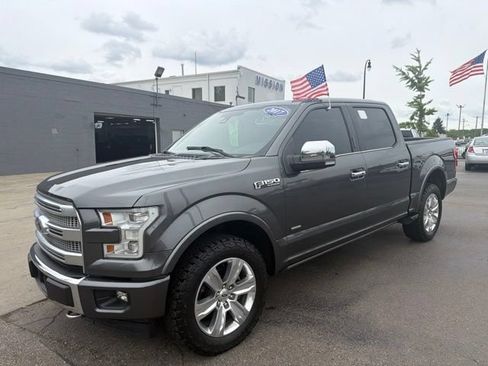 Used 2017 Ford F150 Platinum AWD/4WD image 3