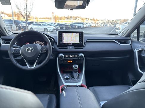 Used 2020 Toyota RAV4 TRD Off-Road image 29