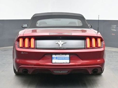 Used 2017 Ford Mustang Convertible RWD image 9