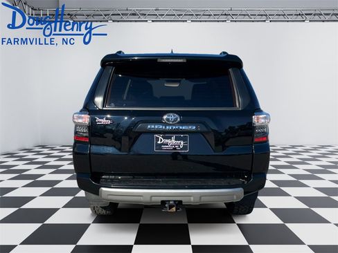 Used 2021 Toyota 4Runner TRD Off-Road Premium image 4