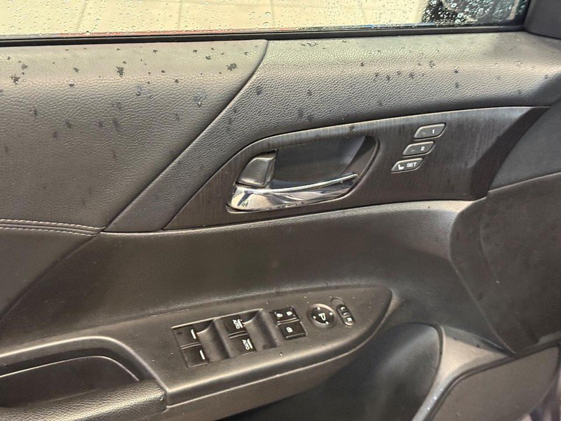 Used 2013 Honda Accord EX-L image 17