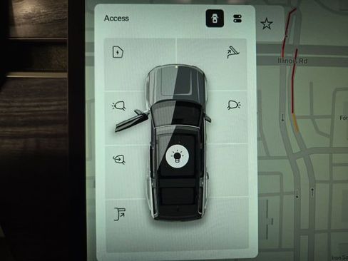 Used 2023 Rivian R1S Adventure image 26