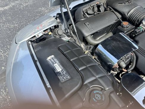 Used 2001 Chevrolet Corvette Convertible w/ Preferred Equipment Group2 RWD image 37