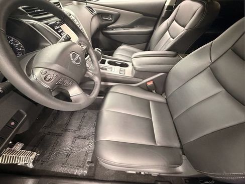 Certified 2024 Nissan Murano SV w/ SV Midnight Edition Package FWD image 13