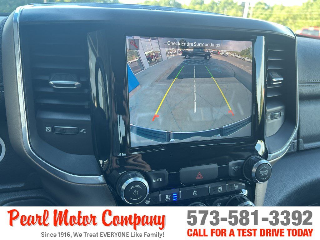 Used 2022 RAM 1500 Laramie AWD/4WD image 18
