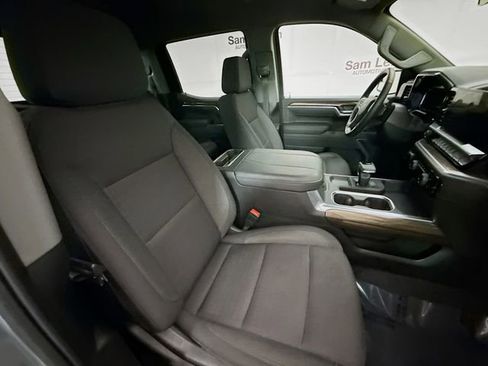 Used 2025 Chevrolet Silverado 1500 RST AWD/4WD image 31