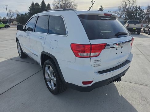 Used 2013 Jeep Grand Cherokee Limited w/ Luxury Group II image 7