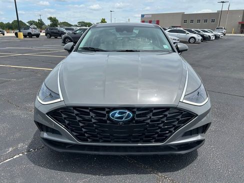 Used 2021 Hyundai Sonata Limited FWD image 3
