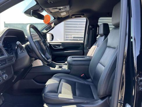 Used 2024 Chevrolet Suburban LT AWD/4WD image 20
