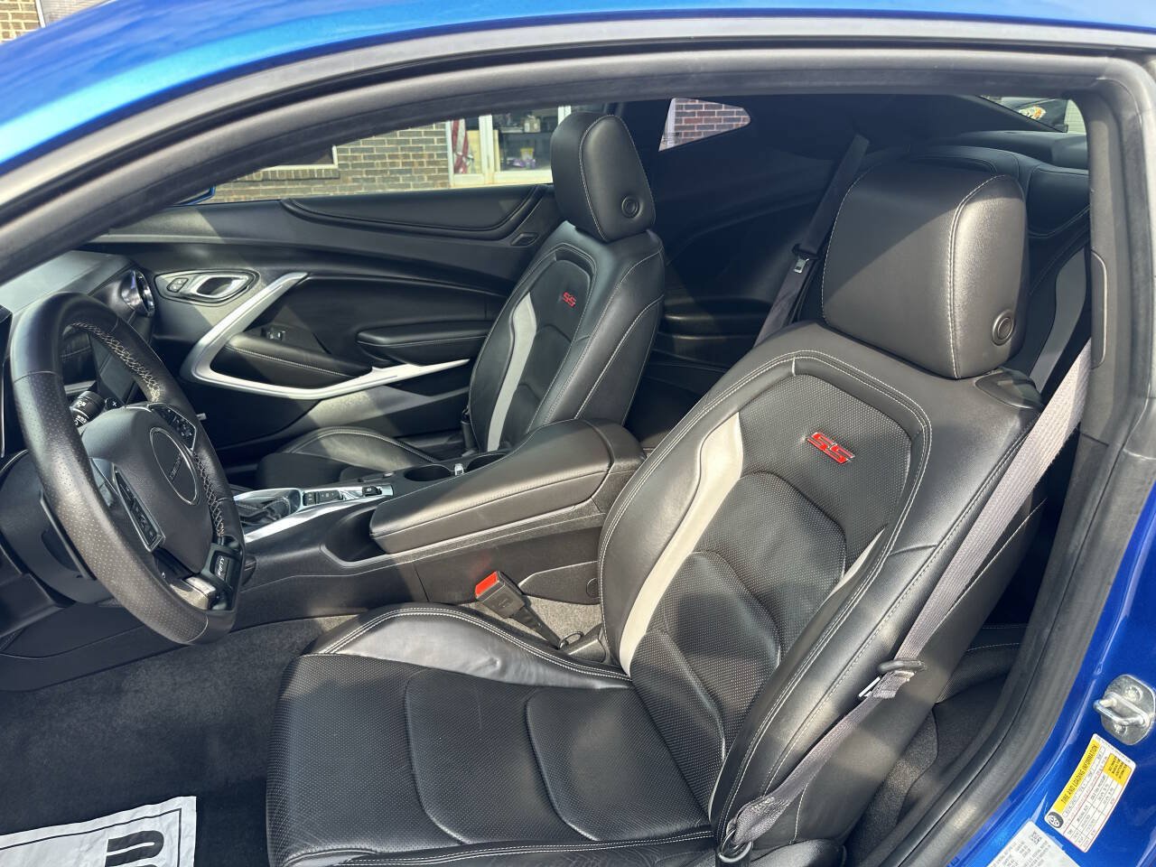 Used 2017 Chevrolet Camaro SS RWD image 15