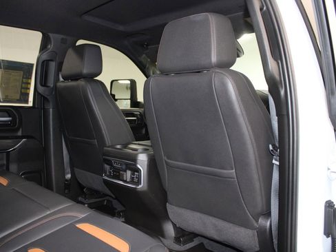 Used 2022 GMC Sierra 2500 AT4 w/ AT4 Preferred Package image 34
