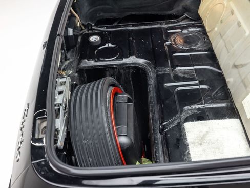 Used 1989 Porsche 944 Turbo RWD image 26
