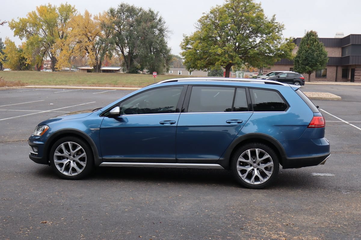 Used 2017 Volkswagen Golf Alltrack SEL AWD/4WD image 8