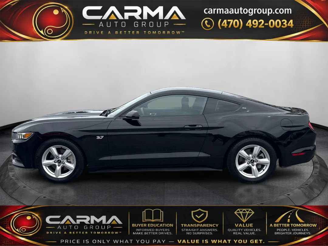 Used 2016 Ford Mustang Coupe RWD image 2