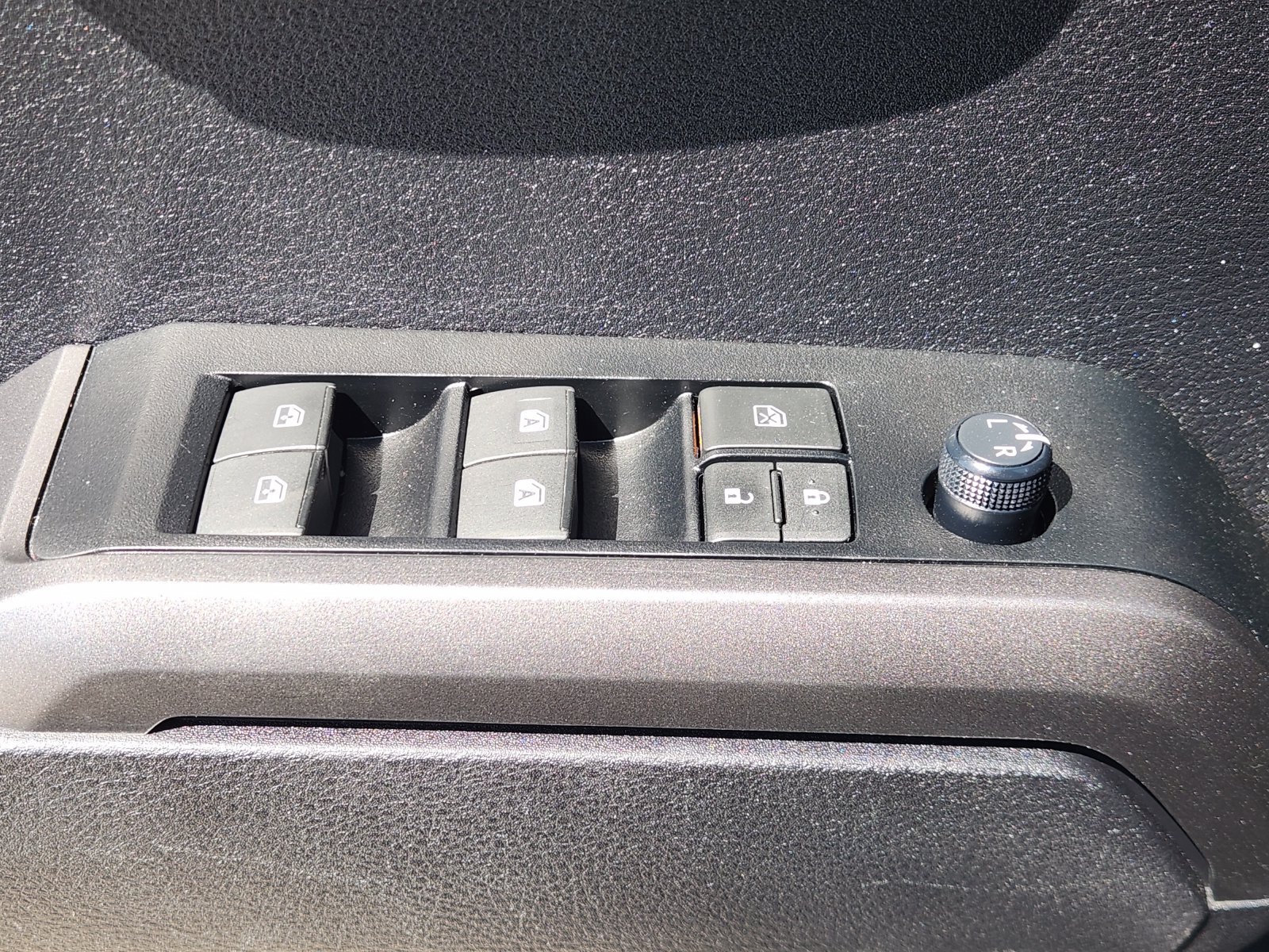 Used 2023 Toyota Tacoma TRD Pro AWD/4WD image 28