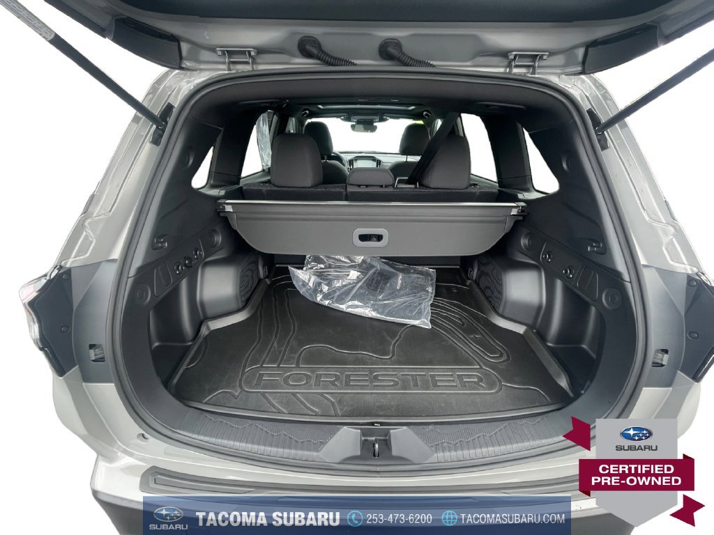 Used 2025 Subaru Forester Premium AWD/4WD image 19
