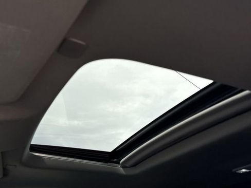 Certified 2021 GMC Sierra 1500 SLT w/ SLT Premium Package image 22