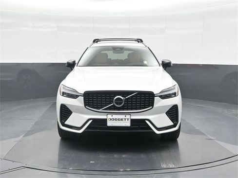 Used 2024 Volvo XC60 T8 Ultimate w/ Protection Package Premier image 5