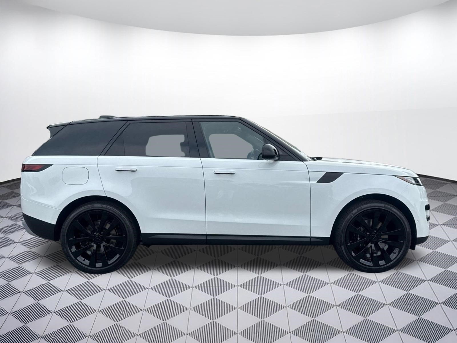 New 2026 Land Rover Range Rover Sport SE AWD/4WD image 8