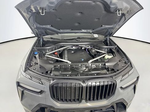 New 2026 BMW X7 xDrive40i w/ M Sport Package image 32