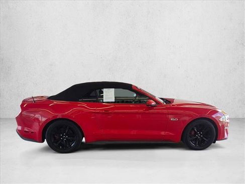 Used 2018 Ford Mustang GT Premium RWD image 4