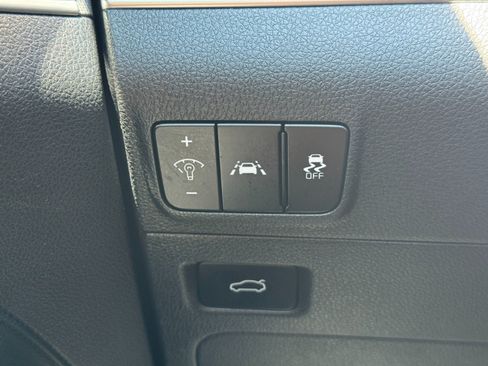 Used 2022 Kia K5 GT-Line FWD image 15