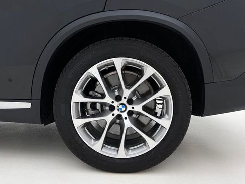 Certified 2026 BMW X5 xDrive50e w/ Climate Comfort Package AWD/4WD image 28