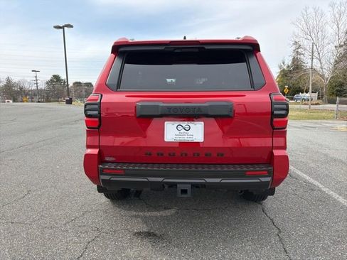 Used 2025 Toyota 4Runner SR5 image 7