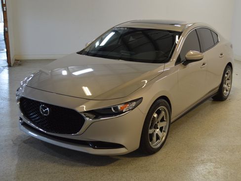 Used 2024 MAZDA MAZDA3 s FWD image 7