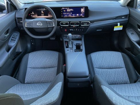 New 2026 Nissan Sentra SV w/ SV Convenience Package image 18