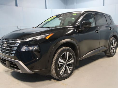 Used 2024 Nissan Rogue SL w/ SL Premium Package image 33