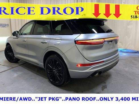 Used 2024 Lincoln Corsair AWD w/ Equipment Group 101A image 5