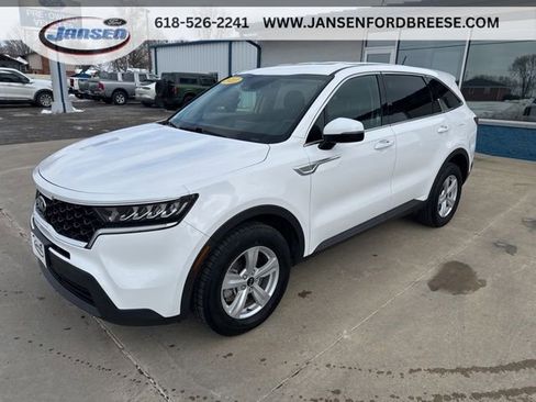 Used 2021 Kia Sorento LX image 3