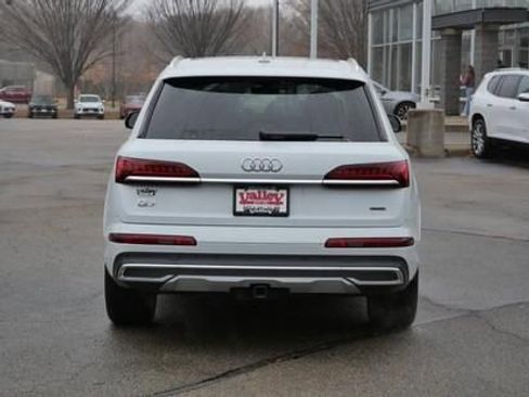 Used 2023 Audi Q7 3.0T Premium Plus w/ Premium Plus Package image 32