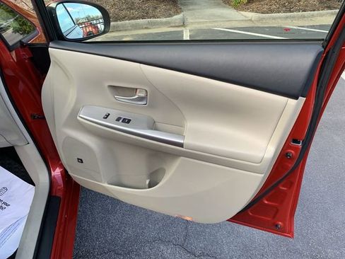 Used 2012 Toyota Prius V Five image 13